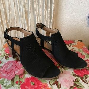 black heeled sandals